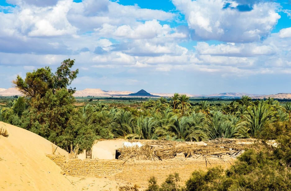 Black Desert, Bahariya Oasis, Western Desert, Egypt